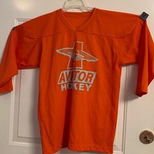 Youth large to xl hockey practice shirt